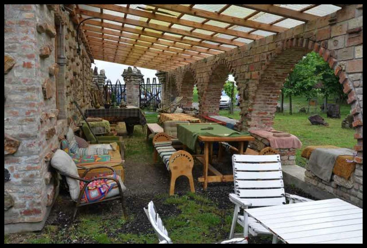 Janos Nyaralo Villa Balatonmáriafürdő Buitenkant foto