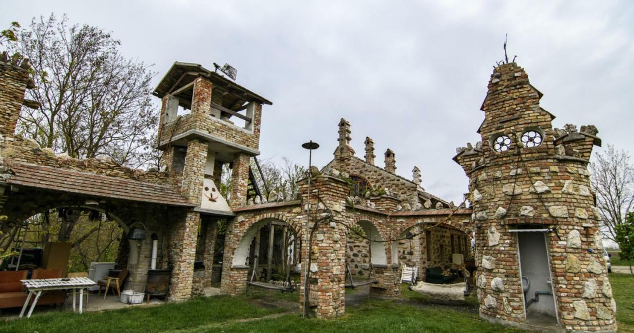 Janos Nyaralo Villa Balatonmáriafürdő Buitenkant foto